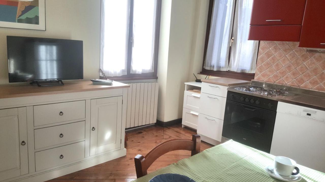 Monolocale In Centro A Verona Appartement Buitenkant foto