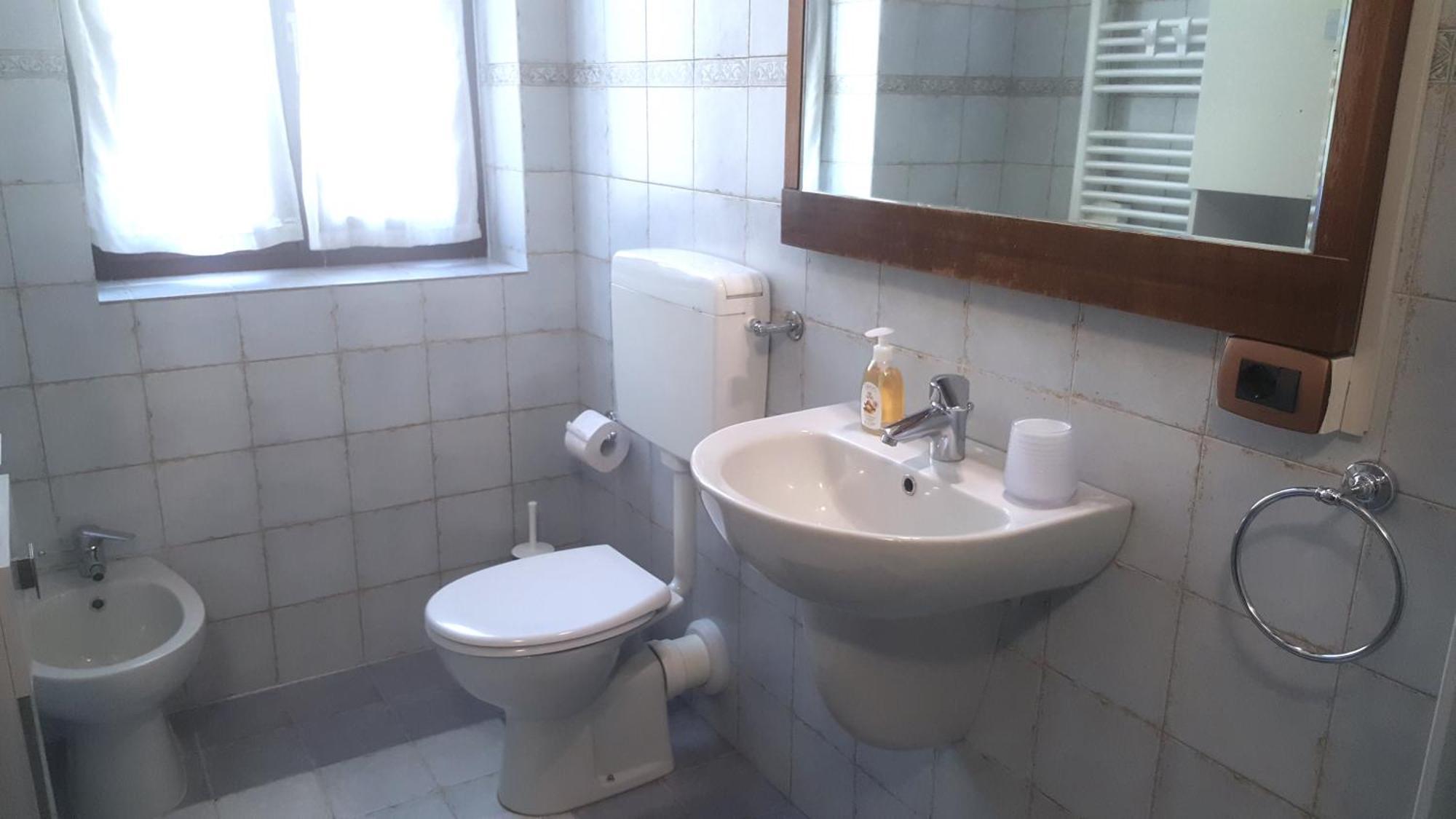 Monolocale In Centro A Verona Appartement Buitenkant foto